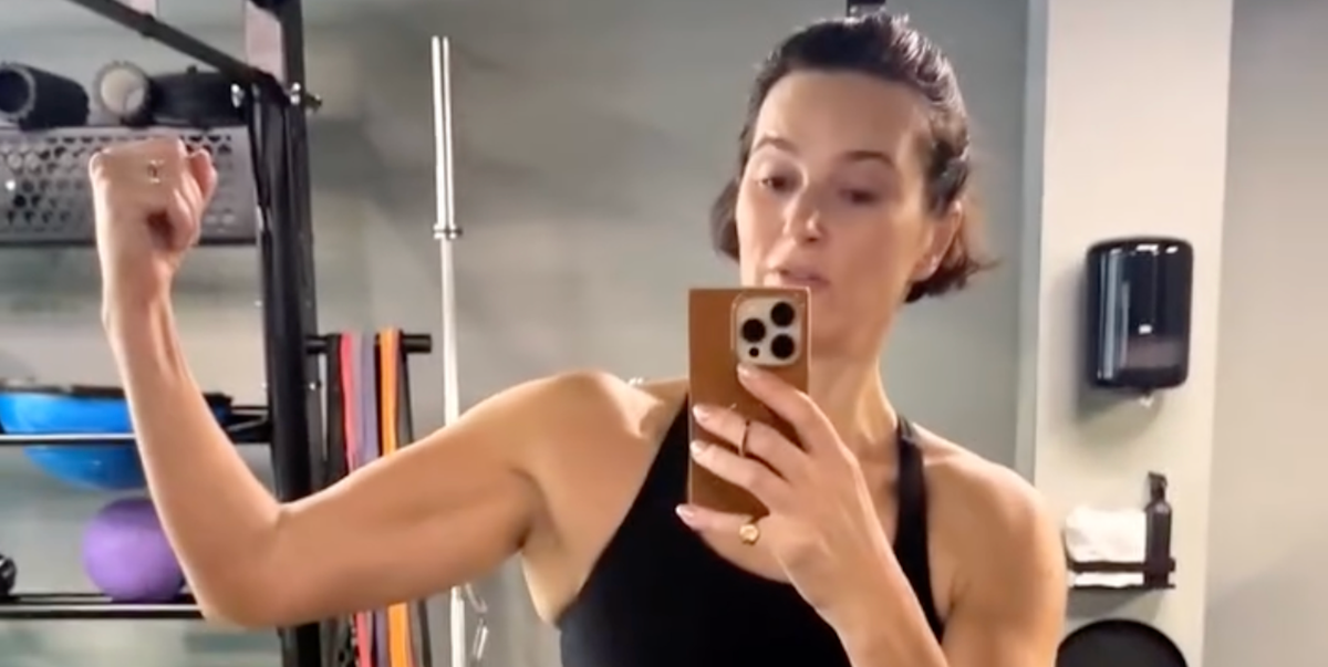 How Elizabeth Day, 47, builds strong arms with daily exercises – 3 moves she relies on