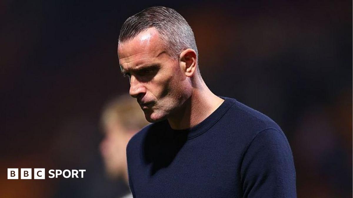 Burnley boss Nicky Hayen looks downcast