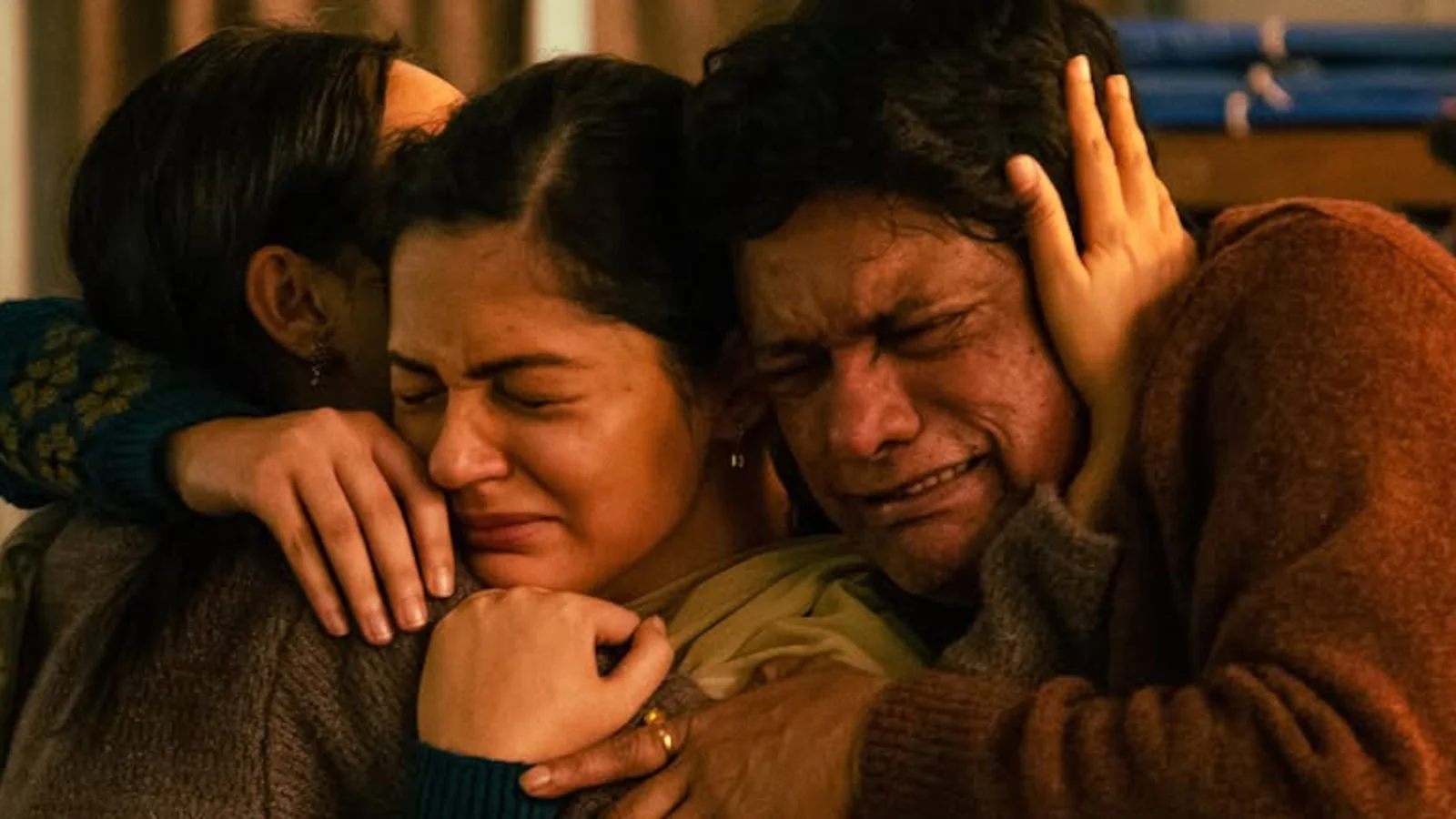 'Tapped Into Aneet Padda's Youthful Fire And Emotional Intelligence For Playing Minu Rawat': Hunkkaar Maker