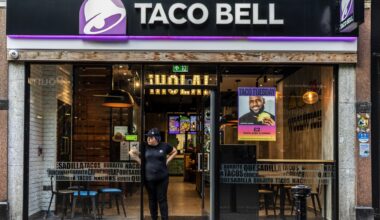 Pepsi renews contract with Taco Bell after KFC Coke deal