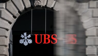 UBS pre-tax profits jump 27% in third quarter to $3.59 billion