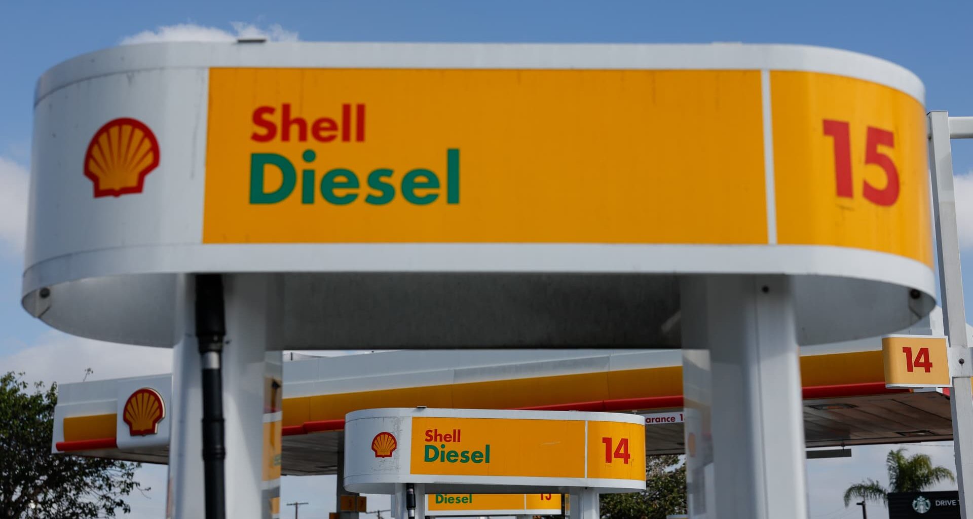 Shell nearly doubles quarterly profit year-on-year