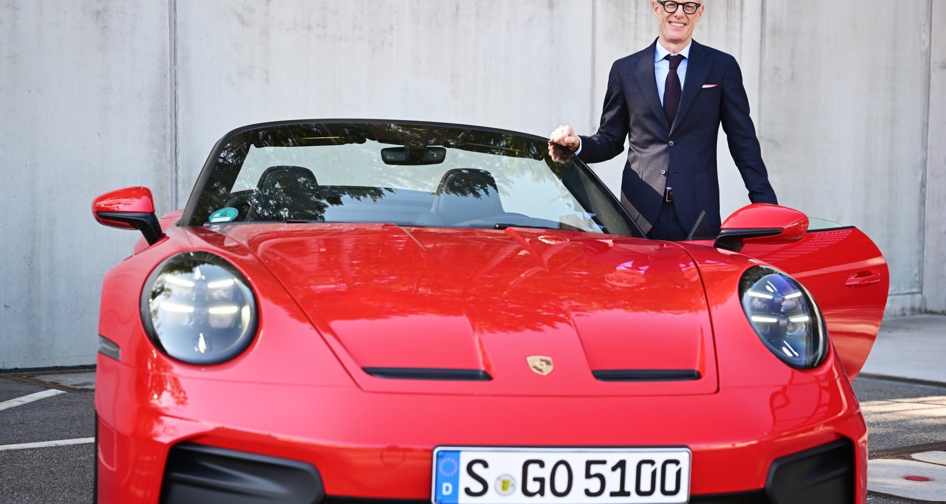 Porsche cuts China exposure as profit rebounds