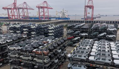 China's exports and imports surge past expectations in September