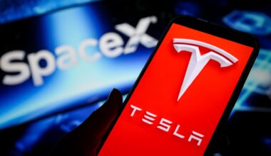 Barclays upgrades Tesla on potential SpaceX merger