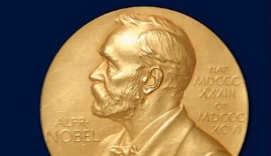 Nobel physics prize for Antarctic 'ghost particle' hunt | DW News - YouTube