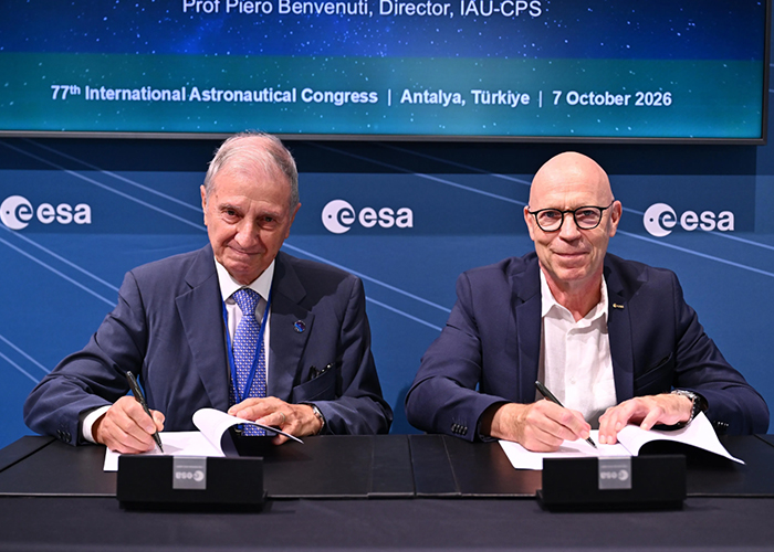 ESA signs agreement with International Astronomical Union on keeping the sky dark and quiet