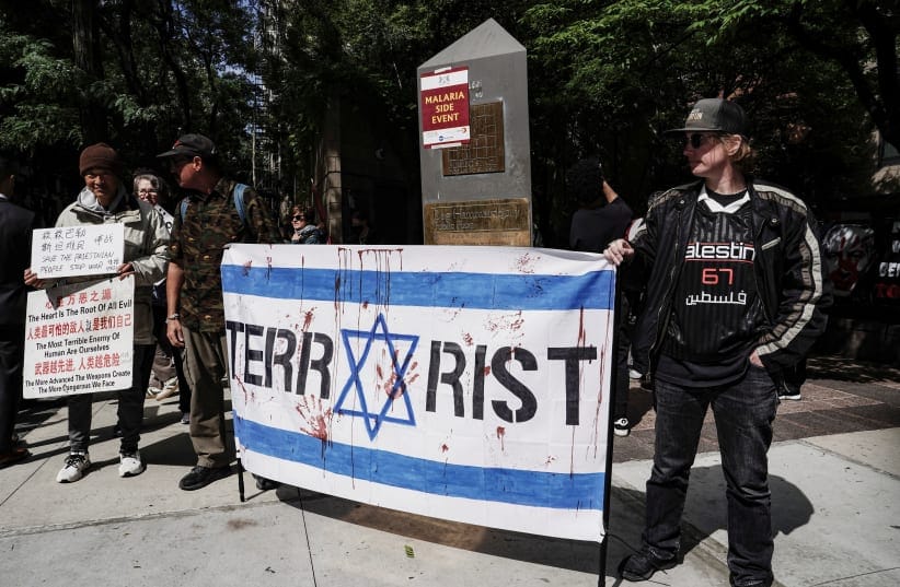 Pro-Palestinian demonstrators protest against Prime Minister Benjamin Netanyahu on the sidelines of the 81st United Nations General Assembly in New York, US, September 24, 2026. 