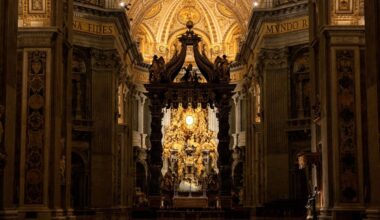 'Pétros ení': New film on St Peter’s tomb features Pope Leo