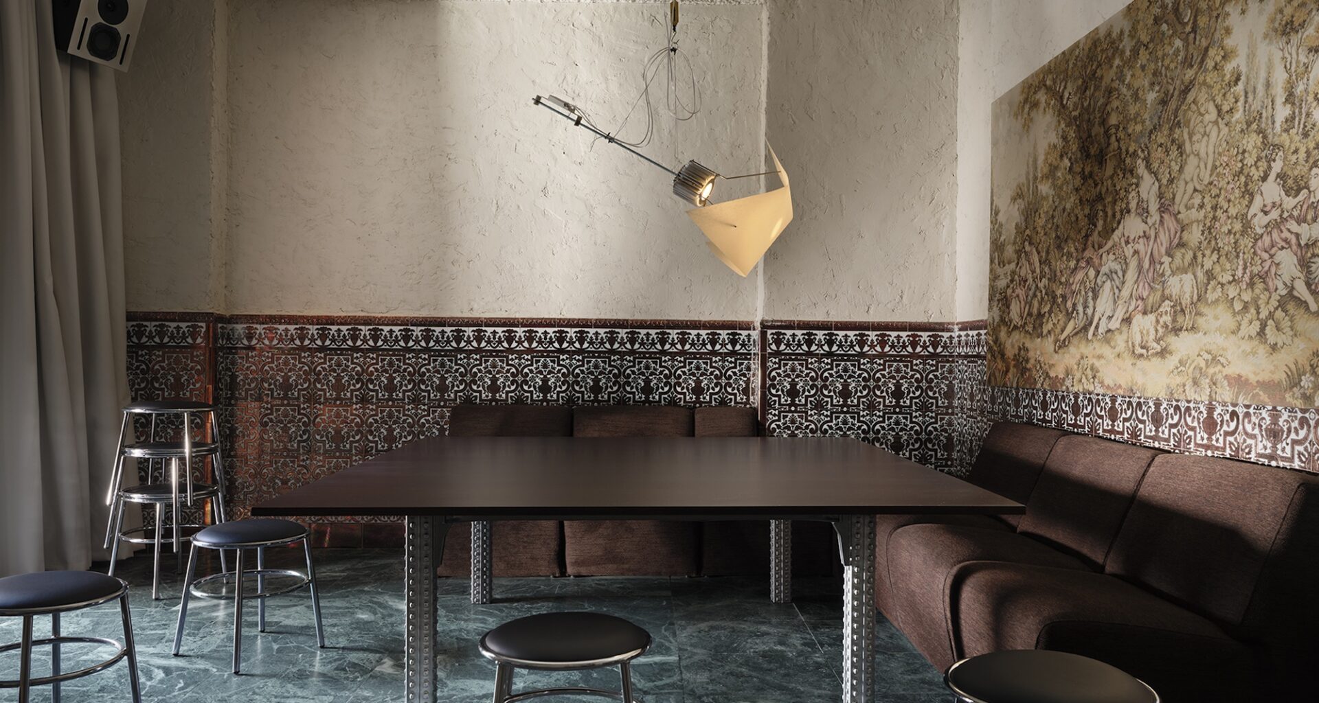 Martha Tavern / CODOO STUDIO