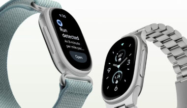 Render of the Fitbit Edge, showing two different band styles.
