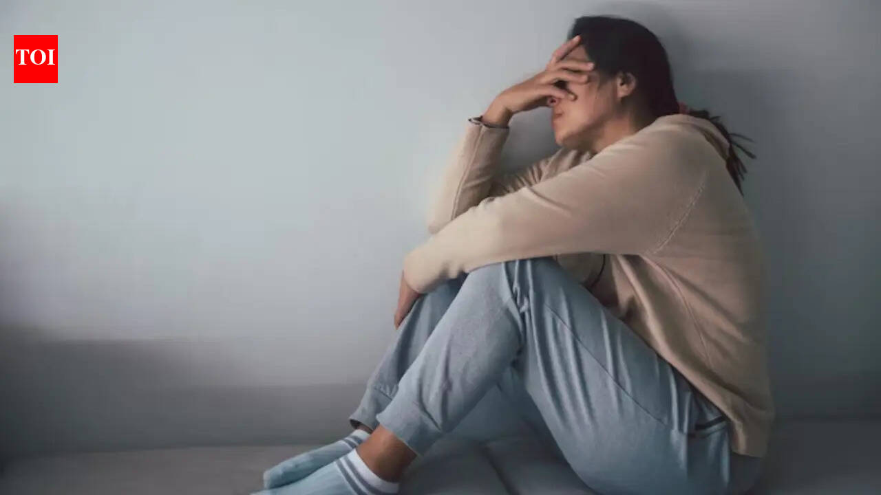 ​Feeling tired, irritable, and cranky? Why seasonal affective disorder (SAD) could feel worse this winter (and how to cope with it)​