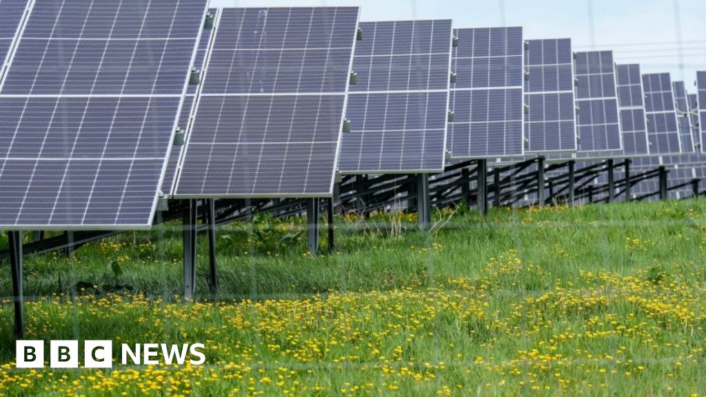 Changes made to plans for solar farm near Selby after opposition - BBC