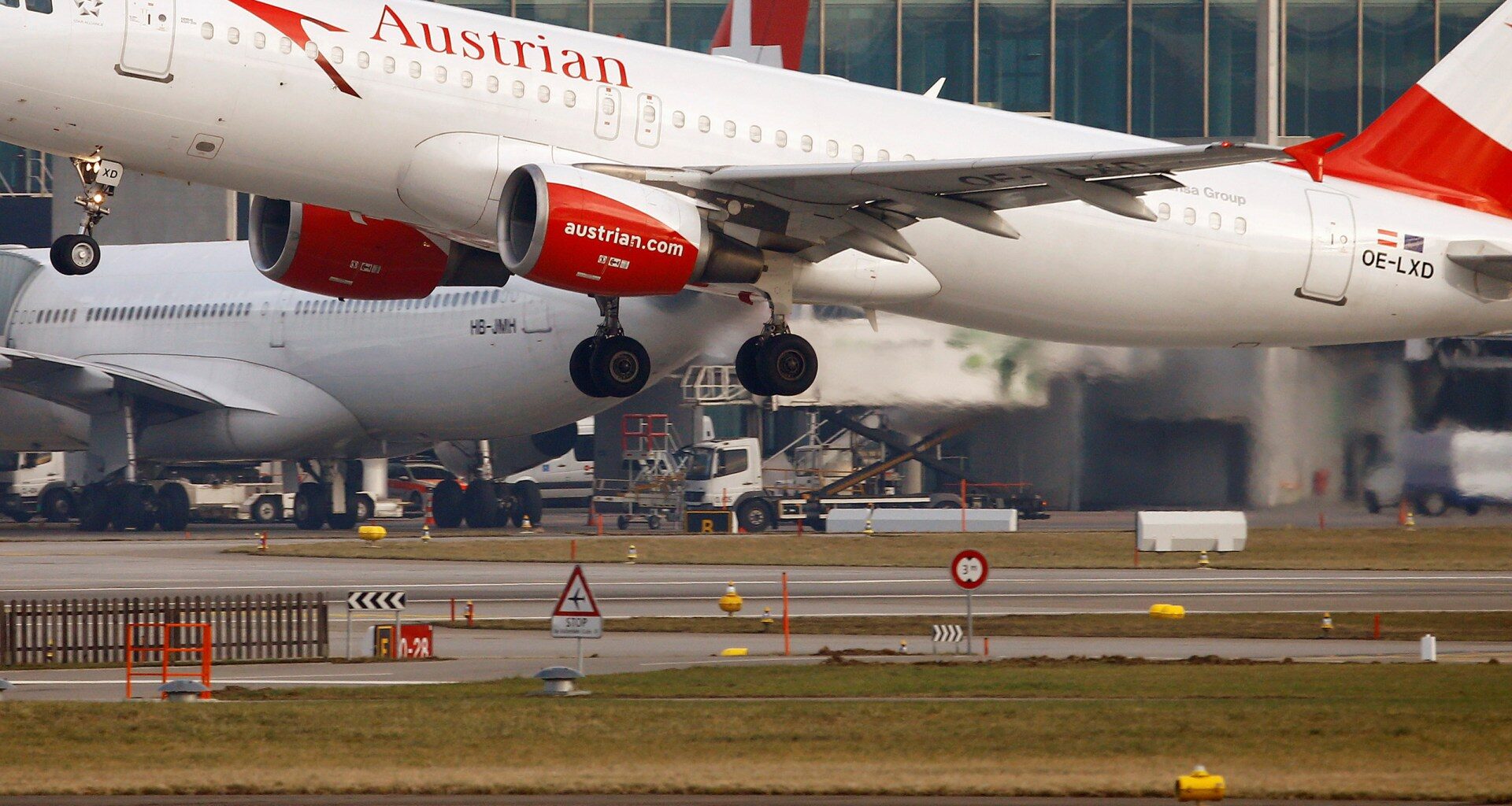 Flight from Israel makes emergency landing in Bulgaria after bomb threat | Aviation News