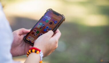 65 harmful apps, 24 wrongly age-rated found in Singapore review of over 7,000 apps