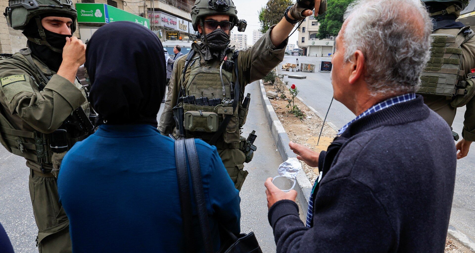 Israeli forces continue West Bank raids as Hebron lockdown enters sixth day | Israel-Palestine conflict News