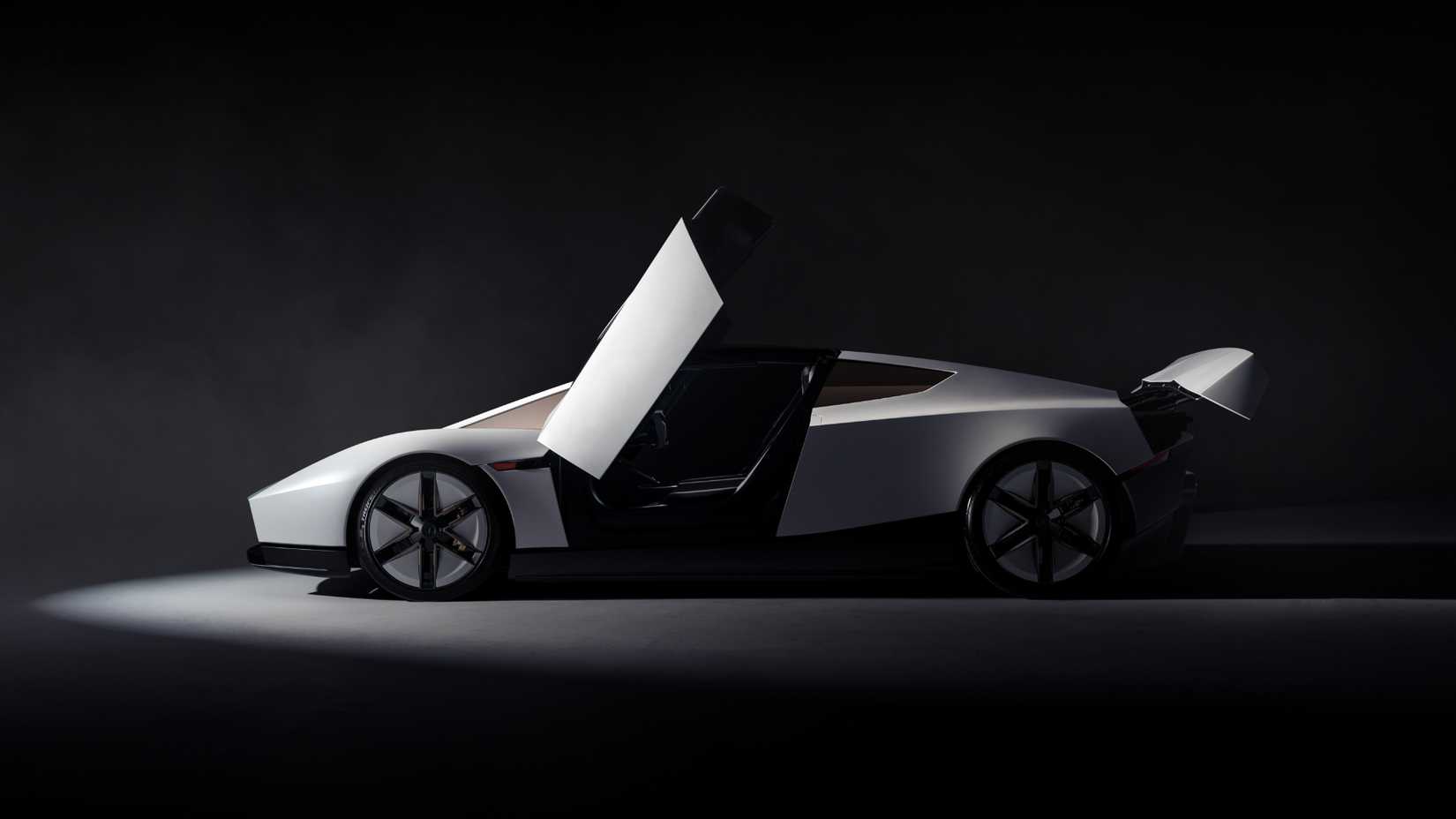 2028 Tesla Roadster Exterior (10)