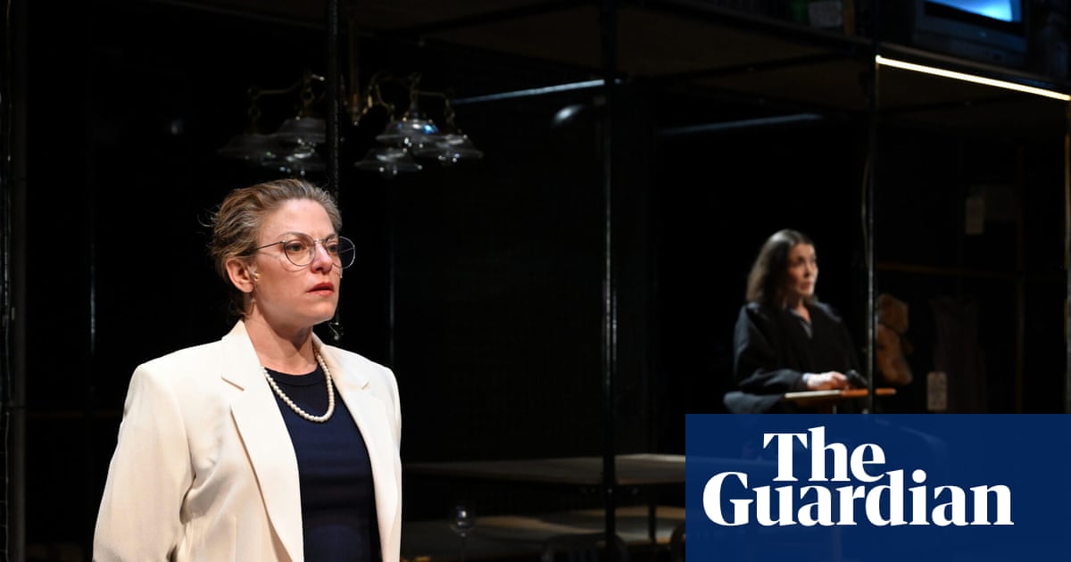 Boston play ‘gives equal weight to stories’ of notorious female fugitive and daughter of policeman she killed | Massachusetts
