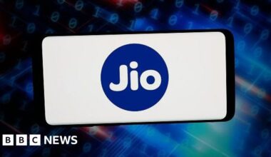 Billionaire Mukesh Ambani's Jio launches India's biggest share sale - BBC