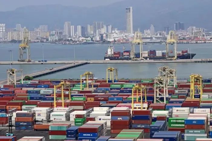 Malaysia's exports jump 54% in September amid strong E&E product demand
