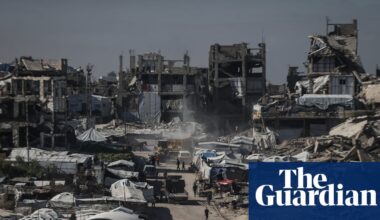 ‘Neither war nor peace’: Palestinians in Gaza on existing amid disease, despair and ruins | Gaza