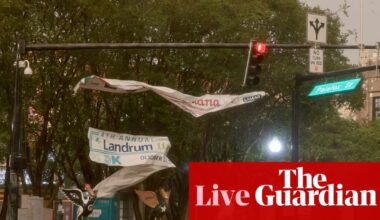 Hurricane Isaias latest updates: at least four people dead and hundreds of thousands without power | Hurricane Isaias