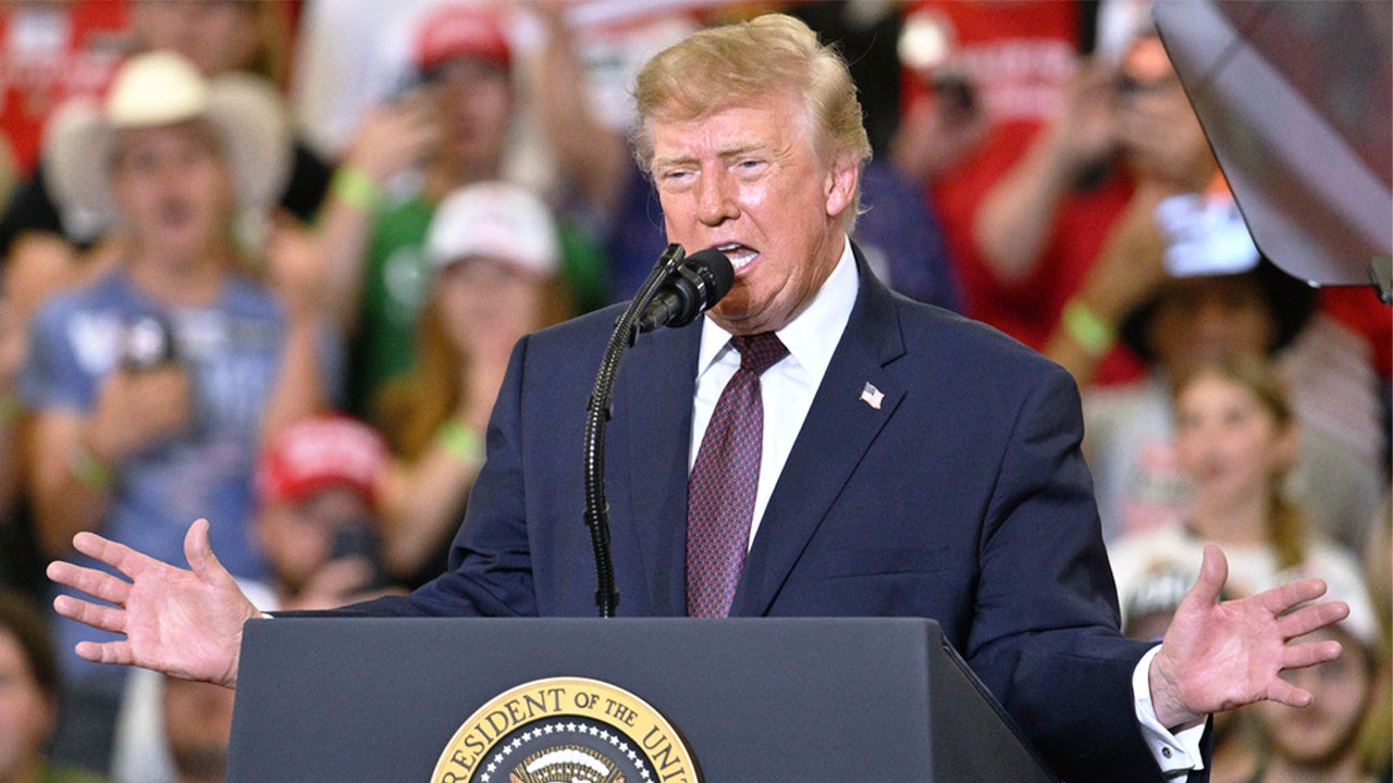 2026 Midterms: Trump Heads to South Carolina as Race Tightens