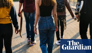Study of 100,000 Australians seeks causes of mental health disorders and early onset cancer | Health