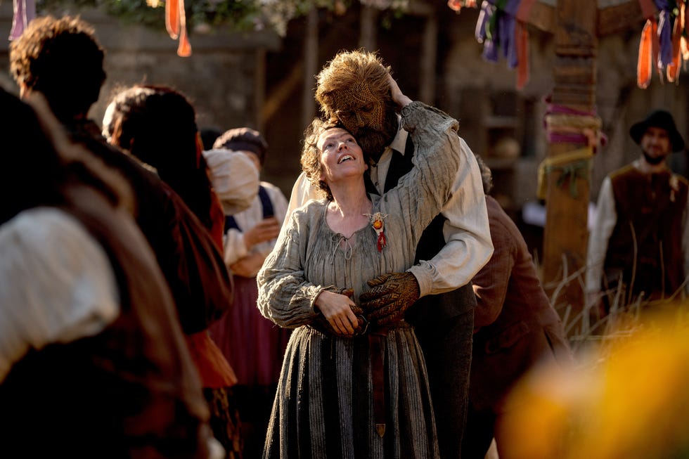 olivia colman, alexander skarsgard, wicker
