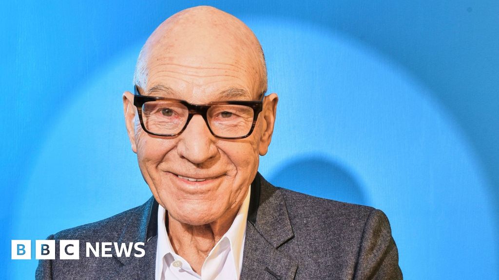 Sir Patrick Stewart: Actor who moved effortlessly between Star Trek and Shakespeare - BBC