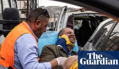 Israeli settlers beat press photographer as soldiers watch in West Bank | West Bank