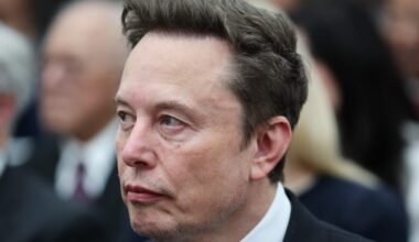 Elon Musk Wants Kids to Own SpaceX Stock. Gifting Shares Isn't New.
