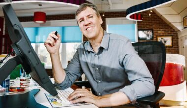 'Diary of a Wimpy Kid' Author Shares His Parenting Advice in Age of AI