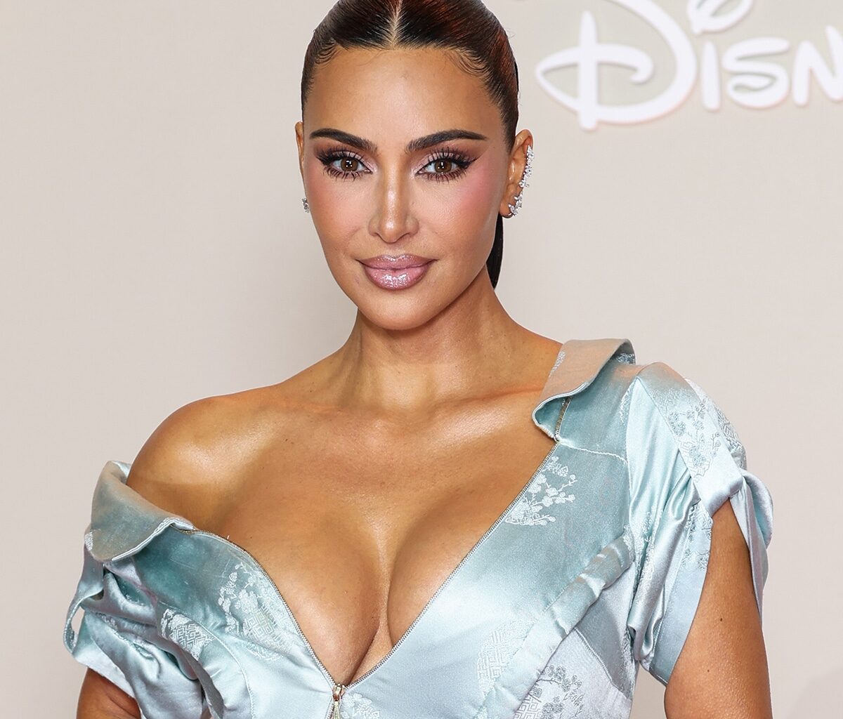 Why Kim Kardashian Didn’t Initially Share Esophagitis Diagnosis