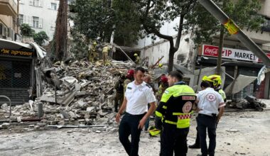 A building collapse on Tel Aviv's Nachalat Binyamin Road on October 14, 2026.