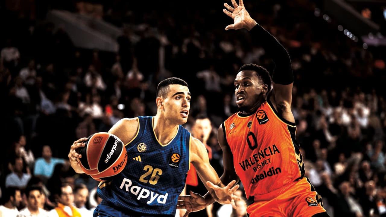 MACCABI TEL AVIV’S Yam Madar (left) drives on Valencia’s TJ Shorts during the yellow-and-blue’s 91-88 Euroleague win.