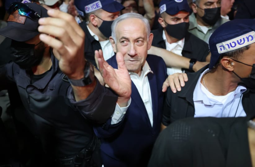 Prime Minister Benjamin Netanyahu visits the Mahane Yehuda market, in Jerusalem, October 22, 2026