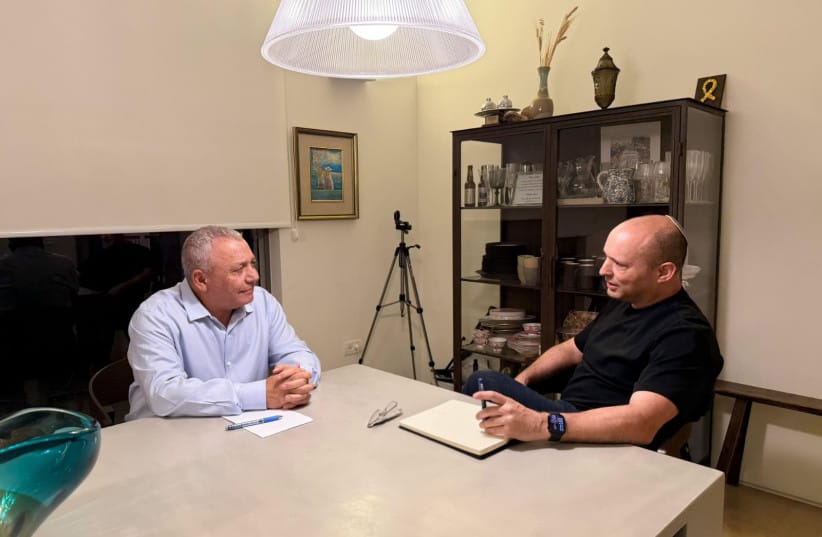Gadi Eisenkot and Naftali Bennett meet to discuss the future of Israel's government, October 29, 2026.