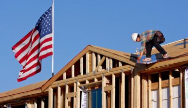 A major housing indicator just flashed its most negative reading in 14 years