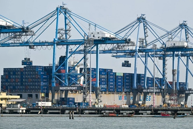 A cargo ship is docked at Malaysias North Klang port in Port Klang, on the outskirts of Kuala Lumpur on April 6, 2026. Photo by AFP