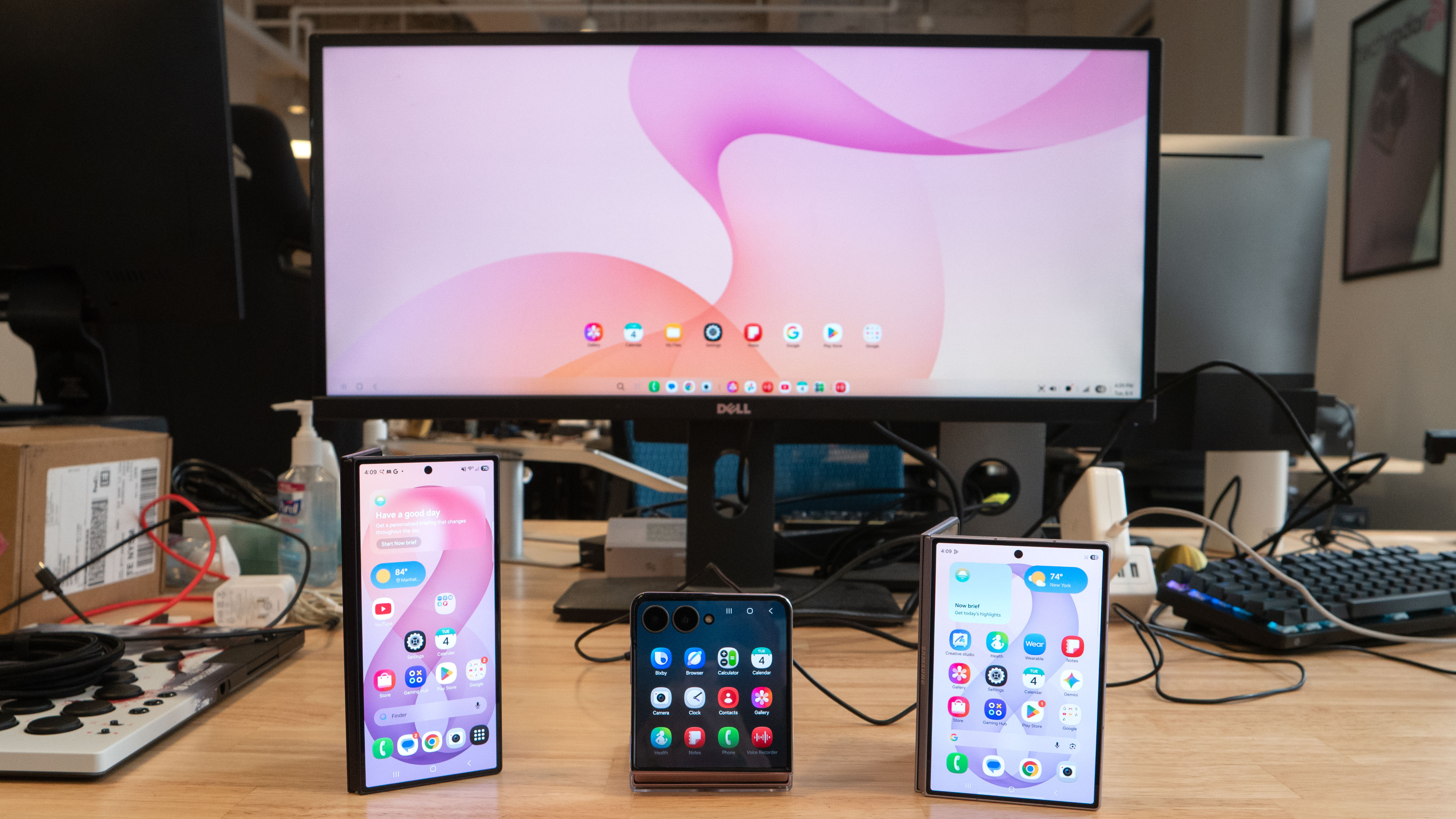 Samsung DeX on Galaxy Z Flip 8.