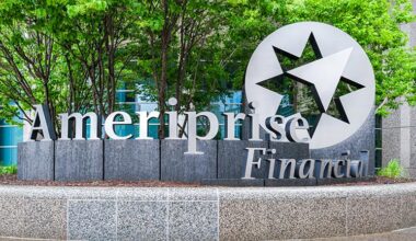 Ameriprise Execs Reject Reports About Broad Retention Program