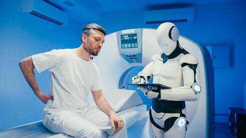 92 million jobs will disappear. Will AI replace doctors?