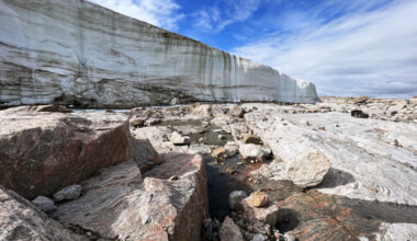 Margin of the Barnes Ice Cap. Bedrock has only become exposed sometime over the last decade.