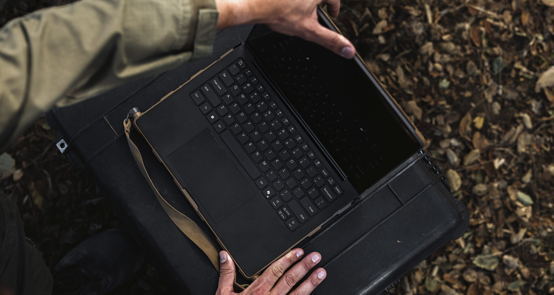 Anduril expanding into laptop manufacturing in partnership with Qualcomm