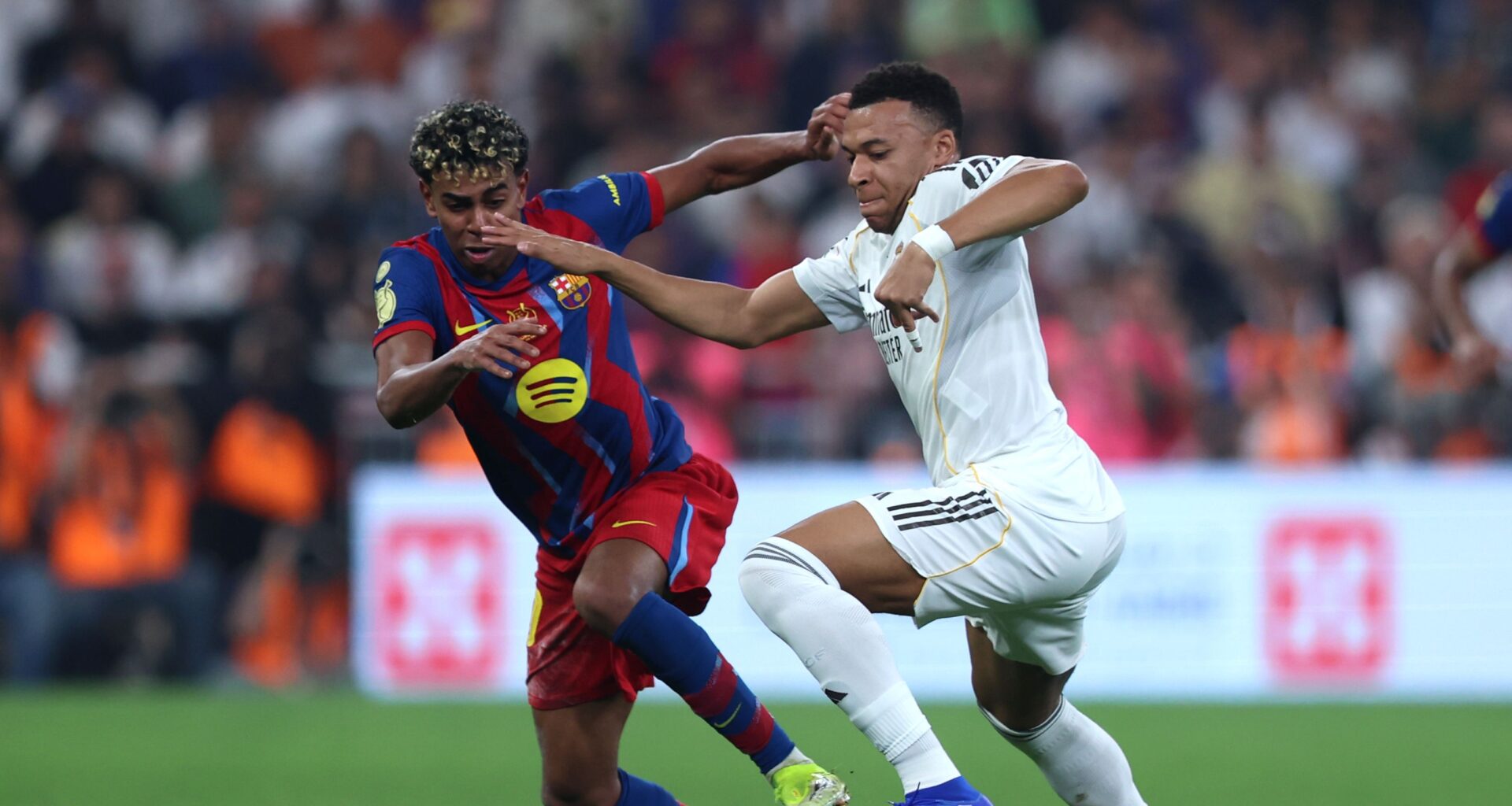 FC Barcelona v Real Madrid: Spanish Super Cup
