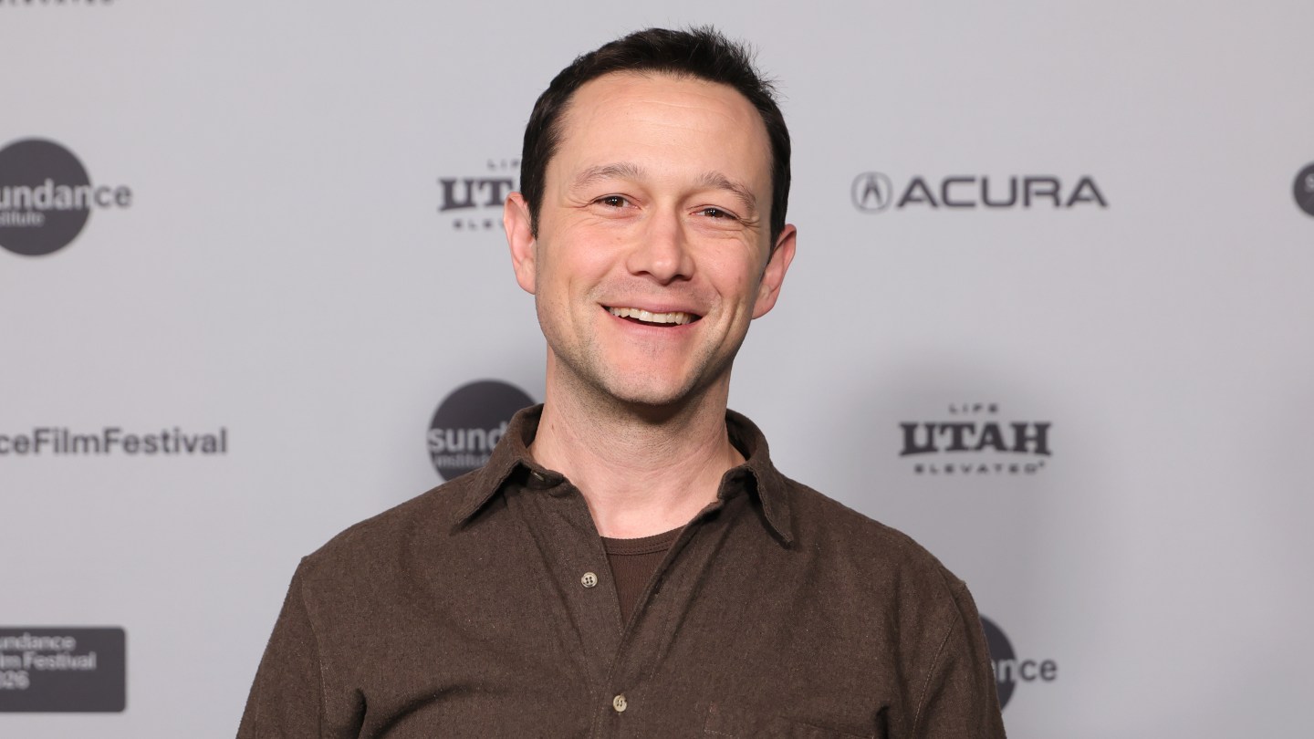 Joseph Gordon-Levitt Says AI Hijacks Intimacy, Be Afraid of People Who Make AI