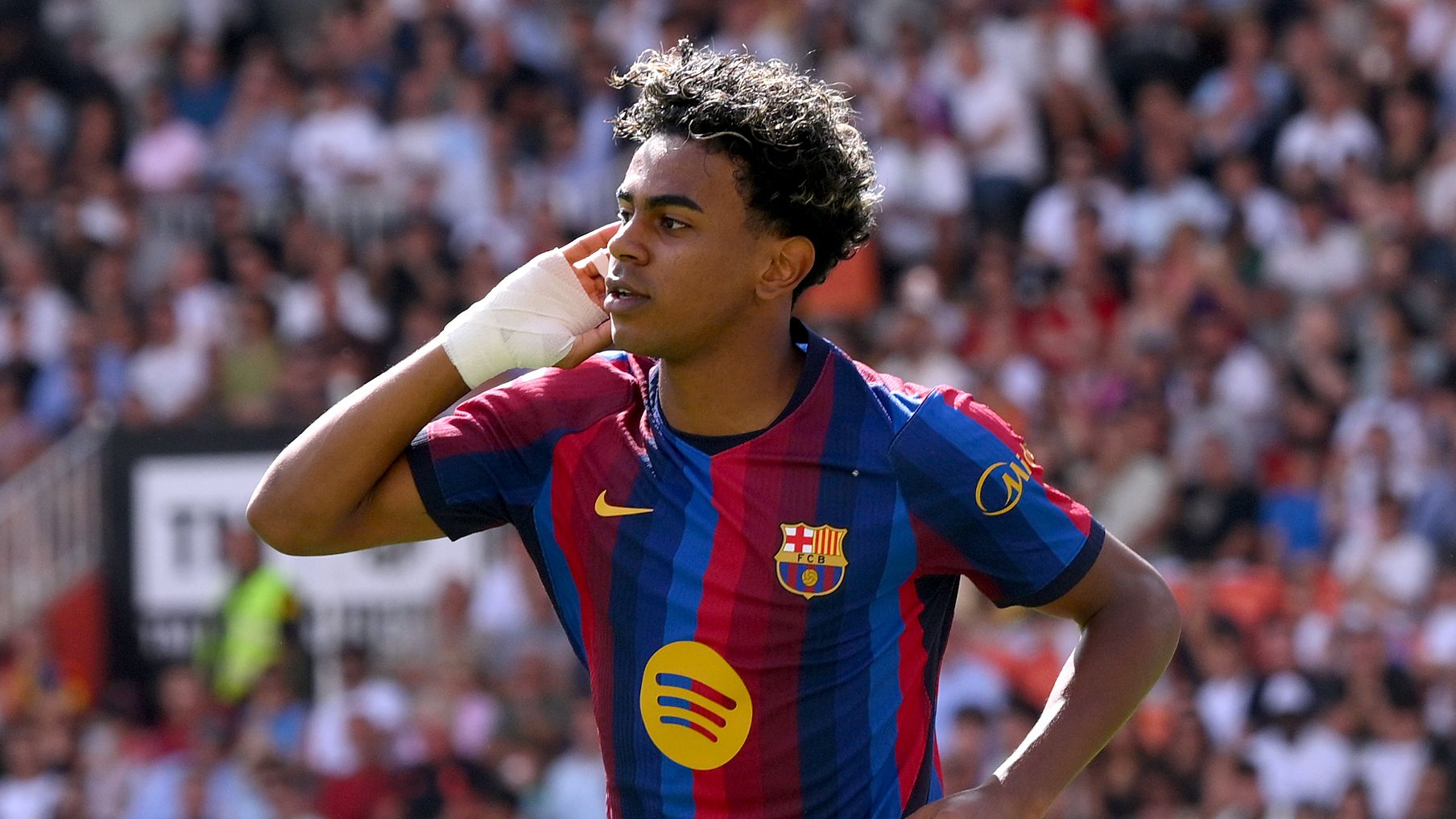 Valencia CF v FC Barcelona - LaLiga EA Sports 2026/27