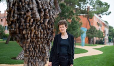 Ursula von Rydingsvard Dead: Cedar Sculptor Dies at 84