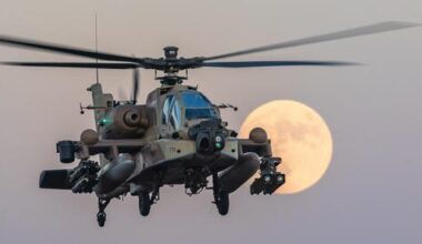 Israel salvages $1 billion Apache deal after missing U.S. deadline